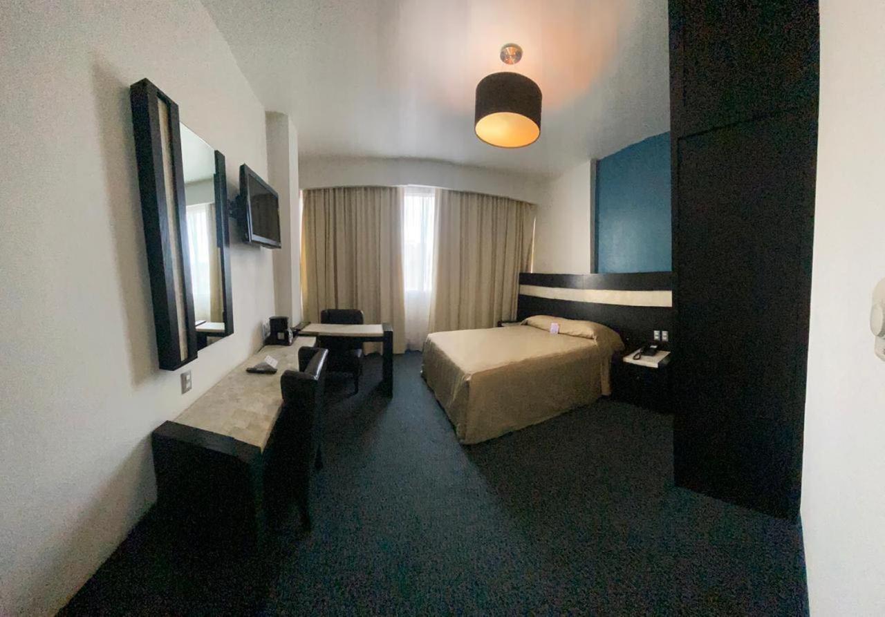 Hotel Real Rex Leon Ngoại thất bức ảnh