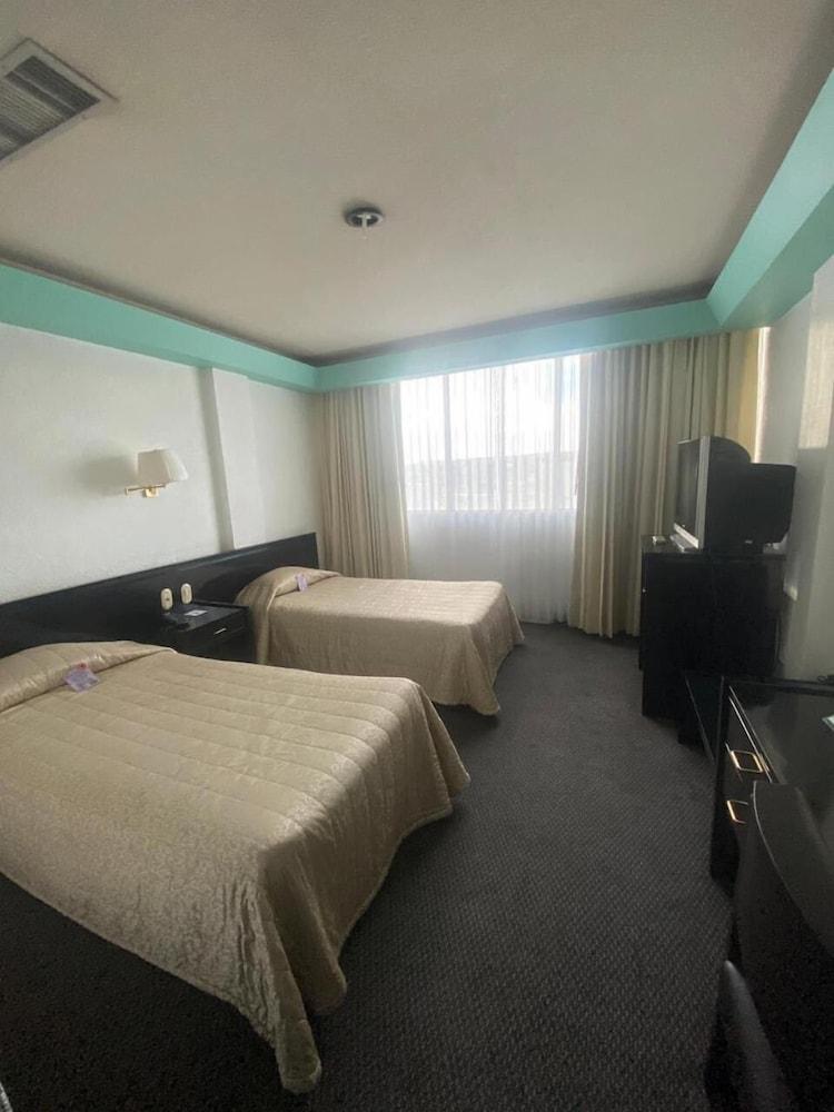 Hotel Real Rex Leon Ngoại thất bức ảnh