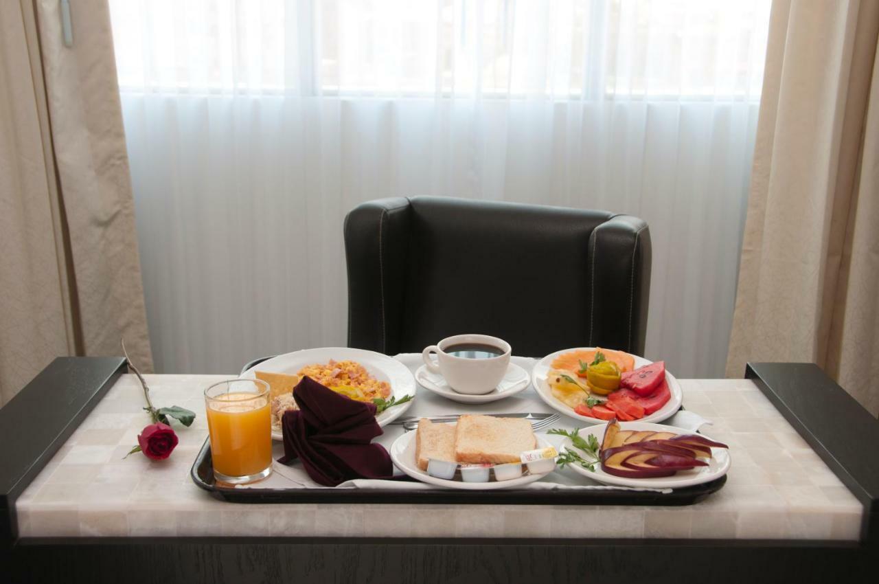 Hotel Real Rex Leon Ngoại thất bức ảnh