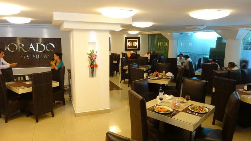 Hotel Real Rex Leon Ngoại thất bức ảnh
